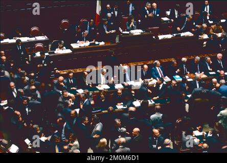 Vote de défiance à la Chambre des représentants italienne, Rome, Italie octobre 1995 Banque D'Images