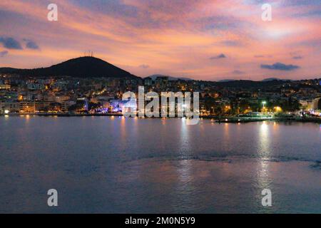 Port de Kusadasi en Turquie à Sunrise Banque D'Images
