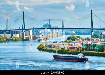 Vue sur le pont Köhlbrand, Altona, Hambourg, Land Hambourg, Allemagne, Europe Banque D'Images