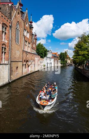 Rozenhoedkaai, site classé au patrimoine mondial de l'UNESCO Bruges, Belgique, Europe Banque D'Images