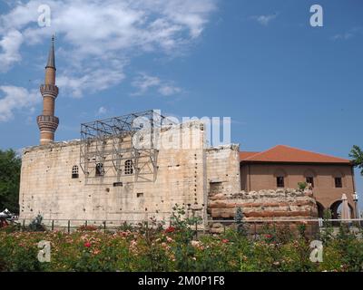 Le temple d'Auguste et la mosquée Haci Bayram Veli à Ankara. Banque D'Images