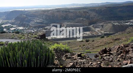 Carrière de basalte produisant des granulats et du sable dans la vallée de San Bartolomé de Tirajana, Gran Canaria Banque D'Images