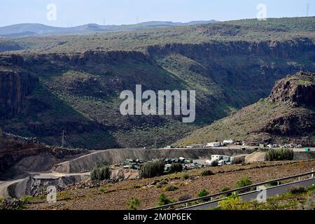 Carrière de basalte produisant des granulats et du sable dans la vallée de San Bartolomé de Tirajana, Gran Canaria Banque D'Images