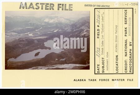 Lac Tobuk (ou lac Island), vue nord-ouest. Photographies du Groupe de travail de l'Alaska Banque D'Images