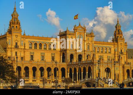 Séville, Espagne, 10 mars 2022. Vue sur la Plaza de l'Espagne de la ville de Séville, en Espagne. Banque D'Images