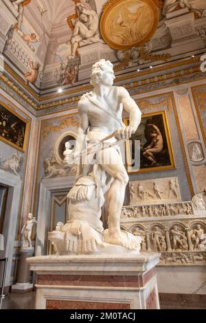 Italie, Latium, Rome, galerie Borghèse, statue de Gian Lorenzo Bernini, David datant de 1623-1624 Banque D'Images