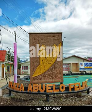 plaza abuelo felipe, Puerto Williams, l'île de Navarino, Tierra del Fuego, rues à puerto williams, chili, puerto williams, antactica, Banque D'Images