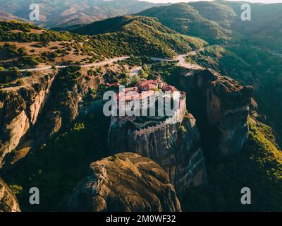 meteora monastère vue aérienne Thessaly montagnes Grèce Banque D'Images