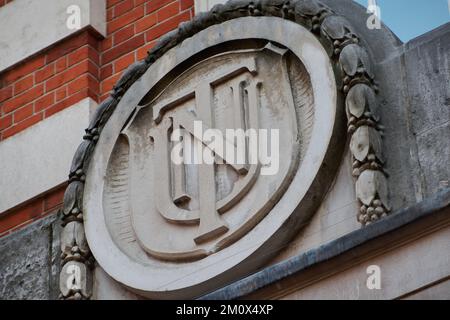 Écusson NUT, sur le bâtiment NEU HQ Banque D'Images