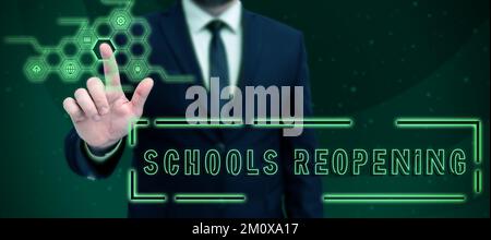 Légende conceptuelle réouverture des écoles. Le mot pour les classes est terminé pour le moment étant la fin de la journée d'école Banque D'Images