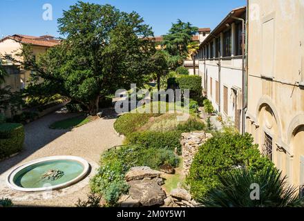 Le jardin du Musée archéologique national de Florence région Toscane, Italie Banque D'Images