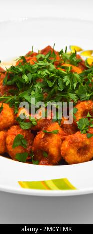 Boulettes de méatelles de Fellah avec persil maison de plats traditionnels turcs avec une belle présentation Banque D'Images