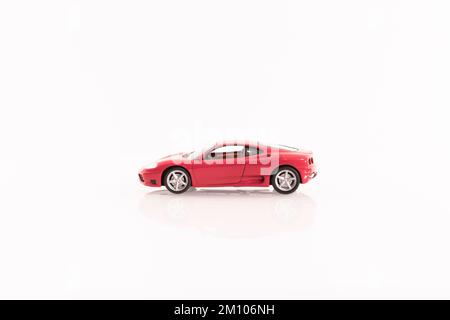 Modèle de voiture Ferrari 360 Modène de couleur rouge. Banque D'Images
