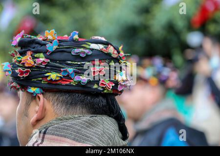 Turquie, Mugla, festival culturel local Mentese folklore (efe zeybek) vêtements pour hommes et femmes Banque D'Images