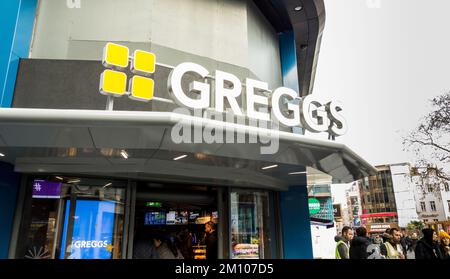 Greggs Leicester Square, Londres, WC2, Angleterre, Royaume-Uni Banque D'Images