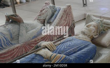 Tombe d'Eleanor d'Aquitaine et du roi Henri II Banque D'Images