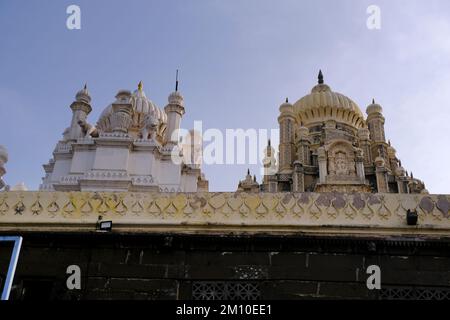 08 décembre 2022, Pune, Inde, Temple de Bhuleshwar près de Pune Inde, temple de la colline de dieu hindou shiva, il y a beaucoup de touristes qui viennent pour voir ces salut Banque D'Images