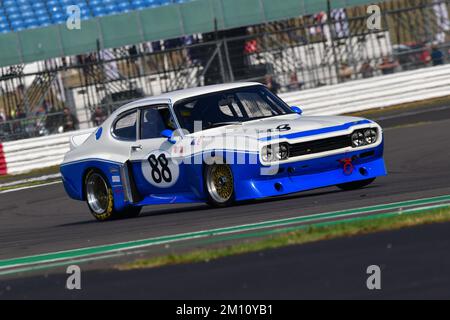 Richard Kent, Chris Ward, Ford Broadspeed Capri, une grille impressionnante pour le Tony dron Memorial Trophée pour MRL Historic Touring Cars, une course de 45 minutes Banque D'Images