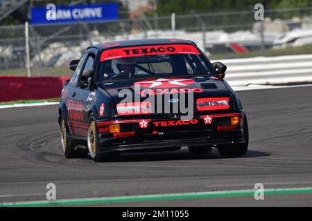 Mike Manning, Ford Sierra Cosworth RS500, une grille impressionnante pour le Tony dron Memorial Trophy pour MRL Historic Touring Cars, une course de 45 minutes sur le Banque D'Images