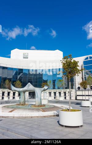 Bratislava (Pressburg): Nouveau bâtiment du Théâtre national slovaque à , Slovaquie Banque D'Images