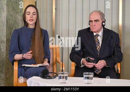 Oslo, Norvège. 09th décembre 2022. Oleksandra Matviichuk (responsable du Centre ukrainien pour les libertés civiles) et Yan Rachinsky (président du Comité international du souvenir) assisteront à la conférence de presse avant la cérémonie de remise du prix Nobel de la paix 2022 à l'Institut du prix Nobel de la paix à Oslo (Norvège) sur 9 décembre 2022. Photo de Paul Treadway/ Credit: UPI/Alay Live News Banque D'Images