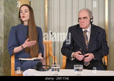 Oslo, Norvège. 09th décembre 2022. Oleksandra Matviichuk (responsable du Centre ukrainien pour les libertés civiles) et Yan Rachinsky (président du Comité international du souvenir) assisteront à la conférence de presse avant la cérémonie de remise du prix Nobel de la paix 2022 à l'Institut du prix Nobel de la paix à Oslo (Norvège) sur 9 décembre 2022. Photo de Paul Treadway/ Credit: UPI/Alay Live News Banque D'Images