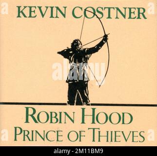 Badge promotionnel pour KEVIN COSTNER comme Robin des Bois de Locksley dans ROBIN DES BOIS : PRINCE OF THIEVES 1991 réalisateur KEVIN REYNOLDS musique Michael Kamen costume design John Bloomfield Morgan Creek Entertainment / Warner Bros. Banque D'Images