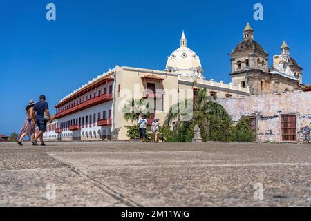 Amérique du Sud, Colombie, Departamento de Bolívar, Cartagena de Indias, Ciudad Amurallada, Place devant le Santuario San Pedro Claver Banque D'Images