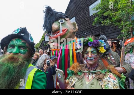 Angleterre, East Sussex, Hastings, le festival annuel Jack in the Green, participant au Jack in the Green Parade Banque D'Images