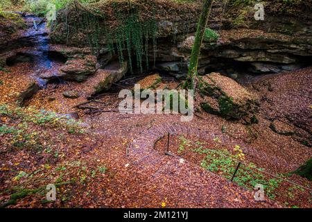 Église du diable de Grünsberg, gorge de grès rhétien, Altdorf, moyenne-Franconie, Franconie, Bavière, Allemagne Banque D'Images