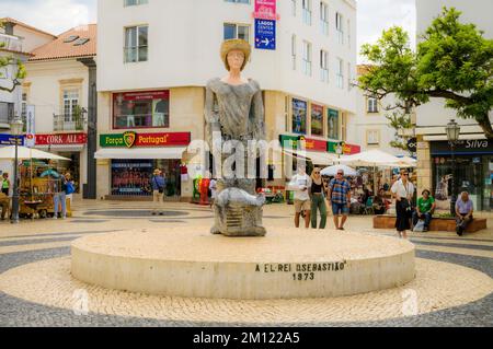 Portugal, Algarve, Lagos, ville, Praca Gil Eanes avec la statue de Dom Sebastiao Banque D'Images