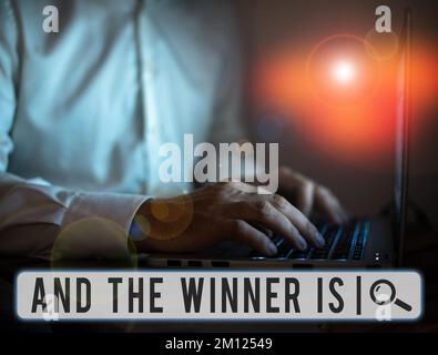Écriture de texte et le gagnant est. Mot pour les résultats écrits de quiz ou d'examen court sur Internet Banque D'Images