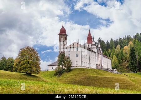 Italie, Tyrol du Sud, province de Bolzano / Bozen, sanctuaire de la Madonna di Pietralba / Wallfahrtsort Maria Weißenstein, Nova Ponente / Deutschnofen Banque D'Images