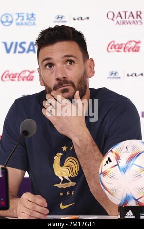Qatar. 09th décembre 2022. Le gardien de but français Hugo Lloris répond aux médias lors d'une conférence de presse au Centre national des congrès du Qatar QNCC lors de la coupe du monde de la FIFA 2022 sur 9 décembre 2022 à Doha, Qatar - photo: Jean Catuffe/DPPI/LiveMedia crédit: Agence photo indépendante/Alamy Live News Banque D'Images
