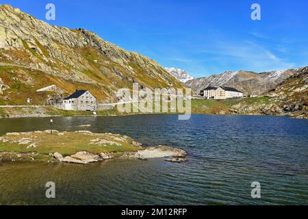 Hospice et monastère des canons Augustins, Col du Grand Saint Bernard, Colle del Gran San Bernardo, Col du Grand Saint-Bernard, Canton Valais, SWI Banque D'Images