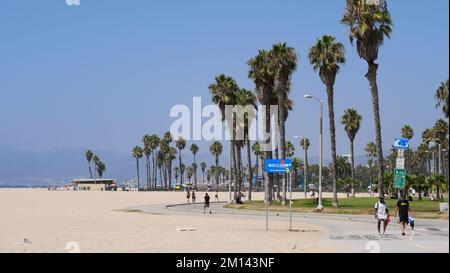 Sentier entre Venice Beach et Santa Monica sur la côte ouest de Los Angeles Banque D'Images