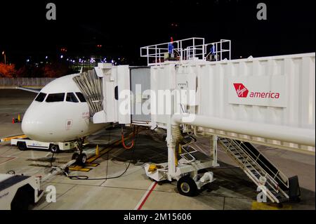 CHICAGO - octobre 07 : vol Virgin America amarré à l'aéroport international O'Hare de Chicago sur 07 octobre 2011 à Chicago, États-Unis. Virgin America, Inc. Est un Banque D'Images