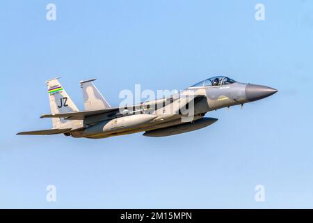 Un avion de chasse F-15 Eagle de la Garde nationale aérienne lors d'un spectacle à l'Airshow London (Ontario, Canada). Banque D'Images