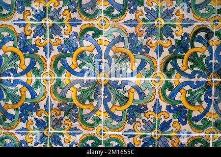 Carreaux turcs faits main du Palais Topkapi datant du 16th siècle à Istanbul, Turquie. Banque D'Images