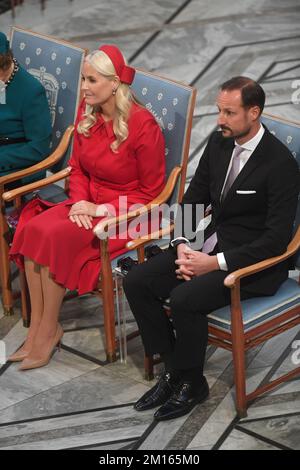 Oslo, Norvège. 10th décembre 2022. La princesse Mette-Marit de Norvège et le prince Haakon de Norvège assistent à la cérémonie de remise du prix Nobel de la paix 2022 à l'hôtel de ville d'Oslo, en Norvège, sur 10 décembre 2022. Photo de Paul Treadway/ Credit: UPI/Alay Live News Banque D'Images