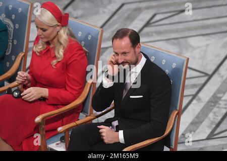 Oslo, Norvège. 10th décembre 2022. La princesse Mette-Marit de Norvège et le prince Haakon de Norvège assistent à la cérémonie de remise du prix Nobel de la paix 2022 à l'hôtel de ville d'Oslo, en Norvège, sur 10 décembre 2022. Photo de Paul Treadway/ Credit: UPI/Alay Live News Banque D'Images