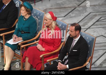 Oslo, Norvège. 10th décembre 2022. La reine Sonja de Norvège, la princesse Mette-Marit de Norvège et le prince héritier Haakon de Norvège assistent à la cérémonie de remise du prix Nobel de la paix 2022 à l'hôtel de ville d'Oslo, en Norvège, sur 10 décembre 2022. Photo de Paul Treadway/ Credit: UPI/Alay Live News Banque D'Images