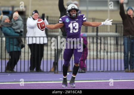 Octobre 31 2022, London Ontario Canada. Laval Rouge et ou battez les Mustangs de l'Ouest 27-20 pour gagner le Mitchell Bowl. Savaughn Magnaye-Jones (13) du W Banque D'Images