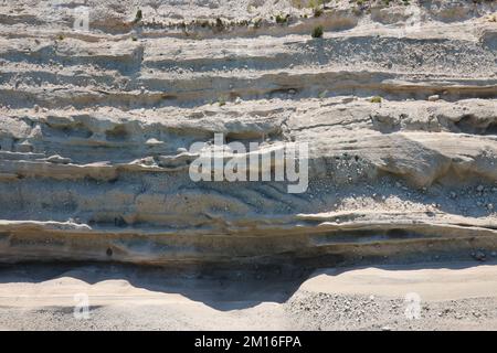 Dinde calcaire la plus ancienne texture des rochers gros plan en plein air de jour. Banque D'Images