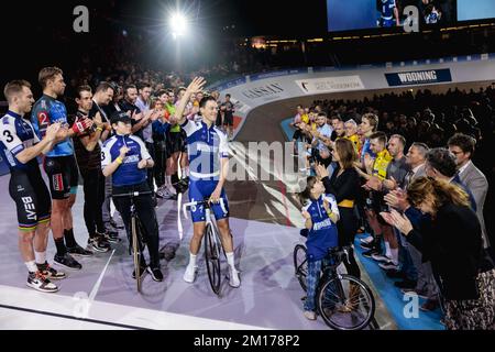 ROTTERDAM - Niki Terpstra est mis en lumière pendant les six jours de Rotterdam. Le gagnant du Tour de Flandre et de Paris-Roubaix, entre autres, dit Au revoir comme cycliste professionnel à l'âge de 38 ans. ANP MARCEL GUERRIER Banque D'Images