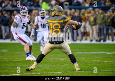 Philadelphie, Pennsylvanie, États-Unis. 10th décembre 2022. 10 décembre 2022, Philadelphie PA- Armée QB BCADE BALLARD (18) en action pendant le jeu Armée/Marine à Philadelphie PA (Credit image: © Ricky Fitchett/ZUMA Press Wire) Banque D'Images