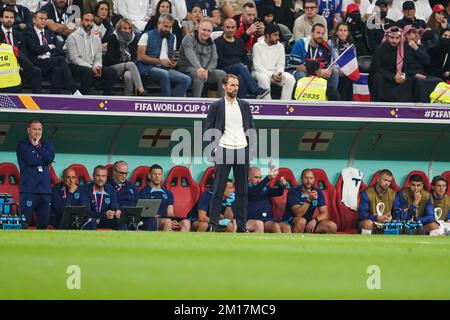 Al Khor, Qatar. 10th décembre 2022. AL KHOR, QATAR - DÉCEMBRE 10 : Gareth Southgate, responsable des gesticules d'Angleterre lors de la coupe du monde de la FIFA, Qatar 2022 quart de finale match entre l'Angleterre et la France au stade Al Bayt, sur 10 décembre 2022 à Al Khor, Qatar.(photo de Florencia Tan Jun/Pximages) crédit : PX Images/Alamy Live News Banque D'Images