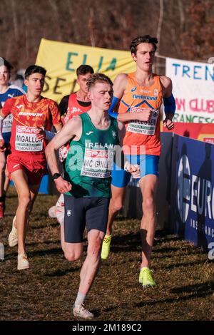 TURIN, ITALIE - DÉCEMBRE 11: Stefan Nillessen des pays-Bas participant à la course masculine U20 lors des Championnats européens de cross-country sur 11 décembre 2022 à Turin, Italie (photo de Federico Tardito/BSR Agency) crédit: BSR Agency/Alay Live News Banque D'Images