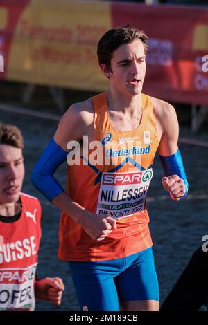 TURIN, ITALIE - DÉCEMBRE 11: Stefan Nillessen des pays-Bas participant à la course masculine U20 lors des Championnats européens de cross-country sur 11 décembre 2022 à Turin, Italie (photo de Federico Tardito/BSR Agency) crédit: BSR Agency/Alay Live News Banque D'Images