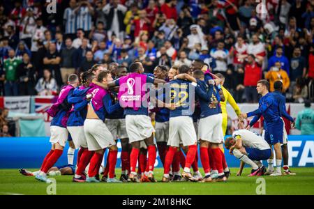 Doha, Qatar. 10th décembre 2022. Harry Kane (Angleterre) l'équipe française célèbre l'entrée dans les demi-finales Angleterre - France Angleterre - Frankreich World Cu Banque D'Images